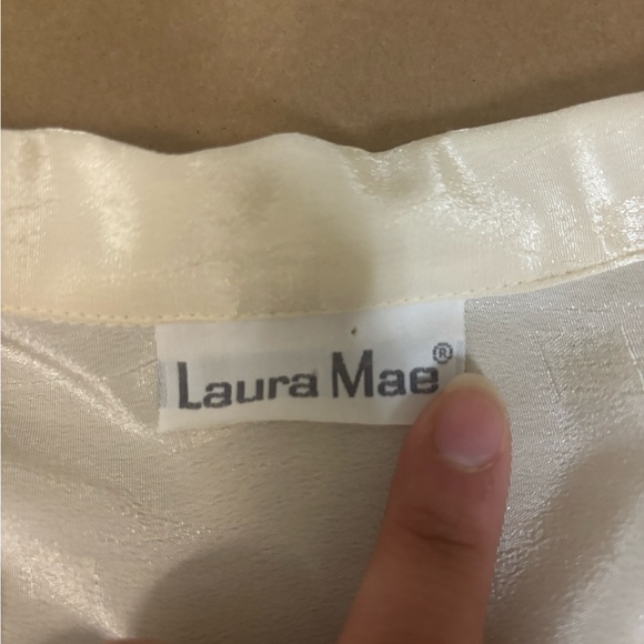 Laura Mae cream checkered button up blouse - Picture 3 of 4